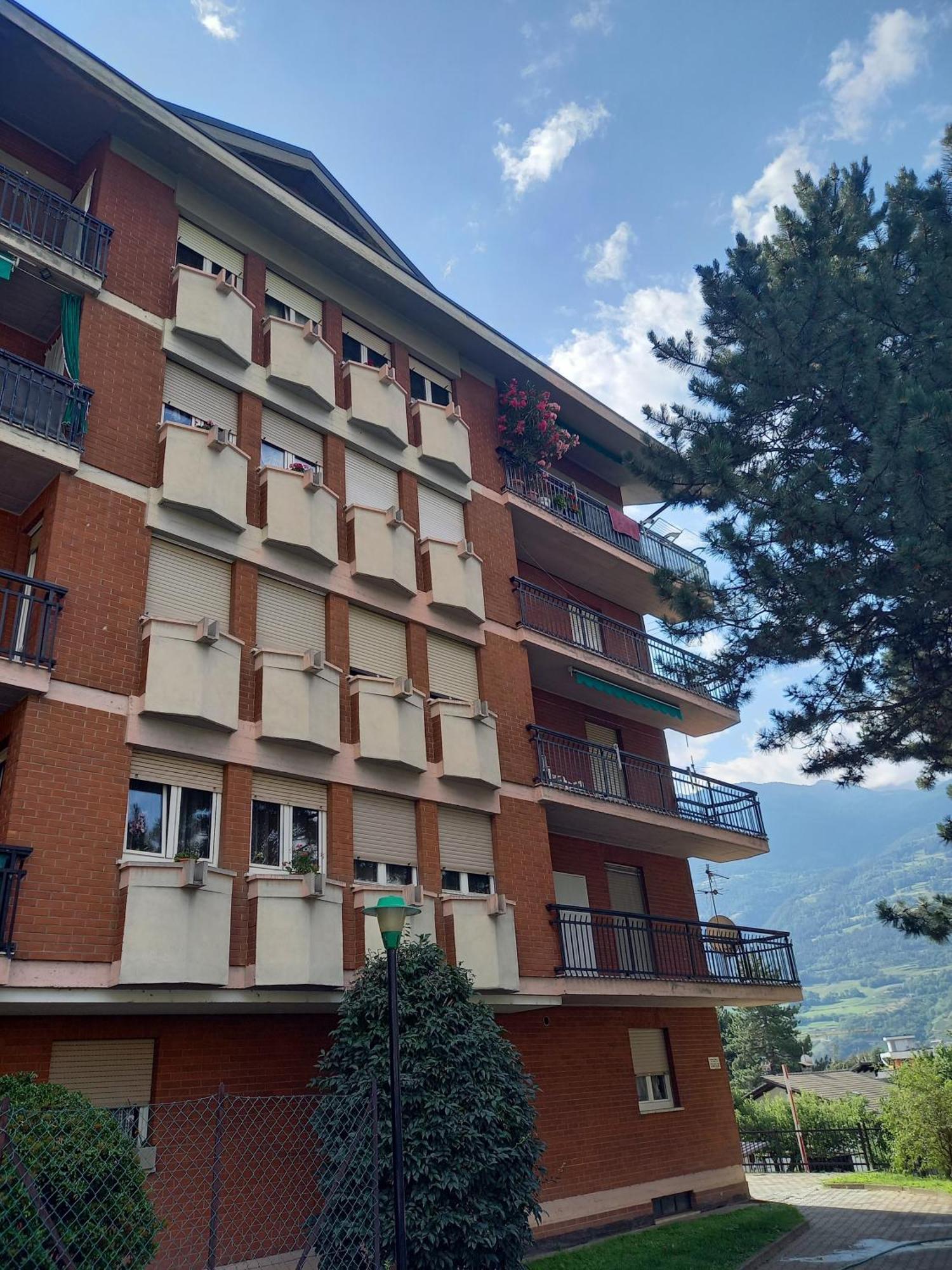 Appartamentochabloz Cir 0414 Aosta Exteriör bild